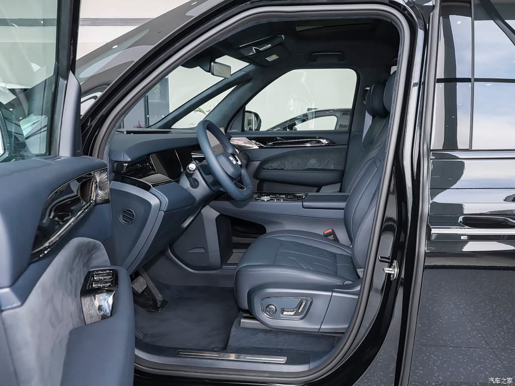 2026 Zeekr 009 — Zeekr 009 interior cabin overview, for export